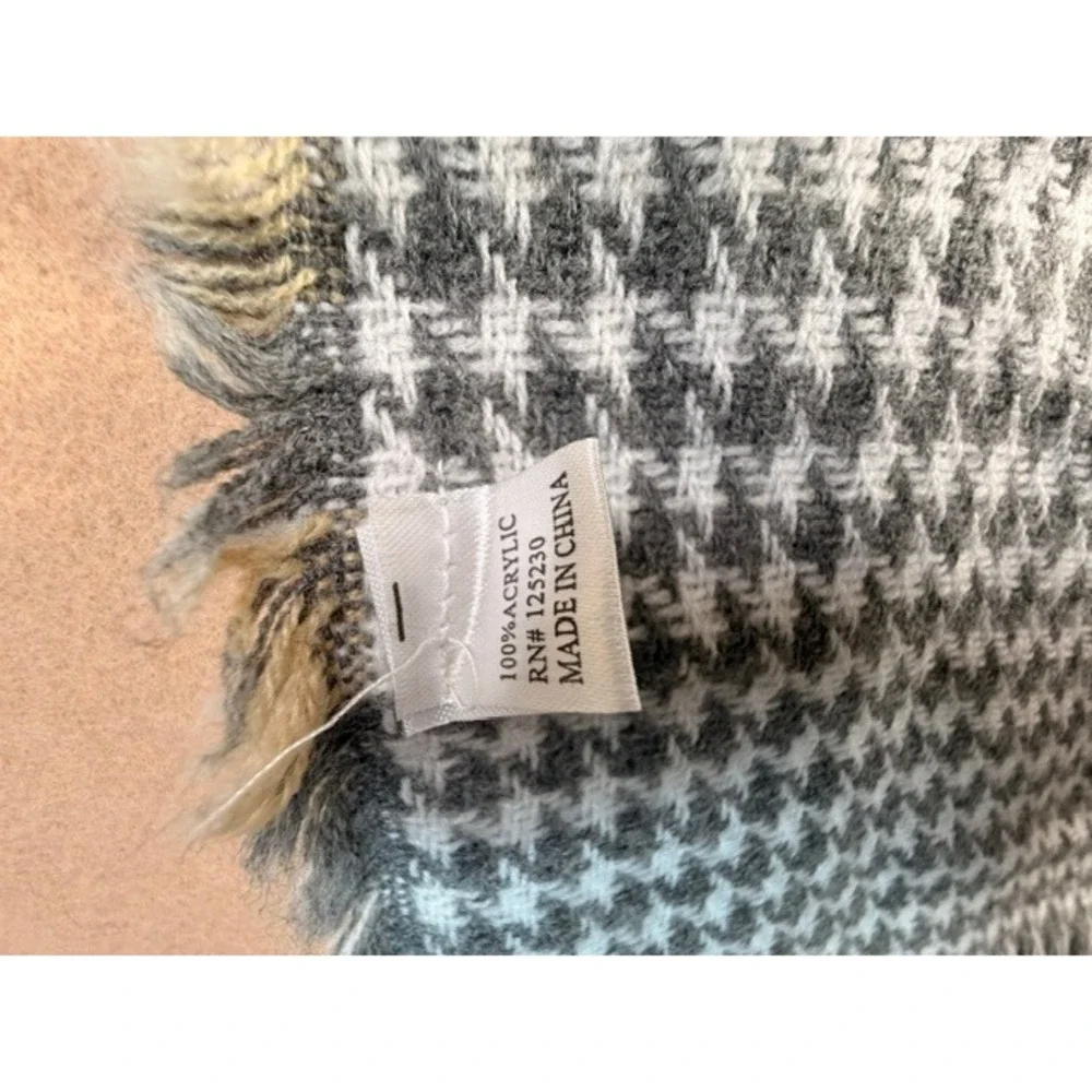 Reversible Plaid Houndstooth Blanket Scarf Gray Tan Oversized Wrap 31x75
